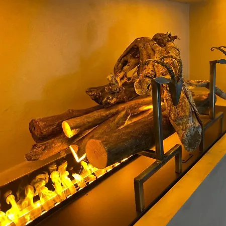 Les Trois Chaufatons - Chalets Boutiques, Propriétés Mont Amour Chalet *